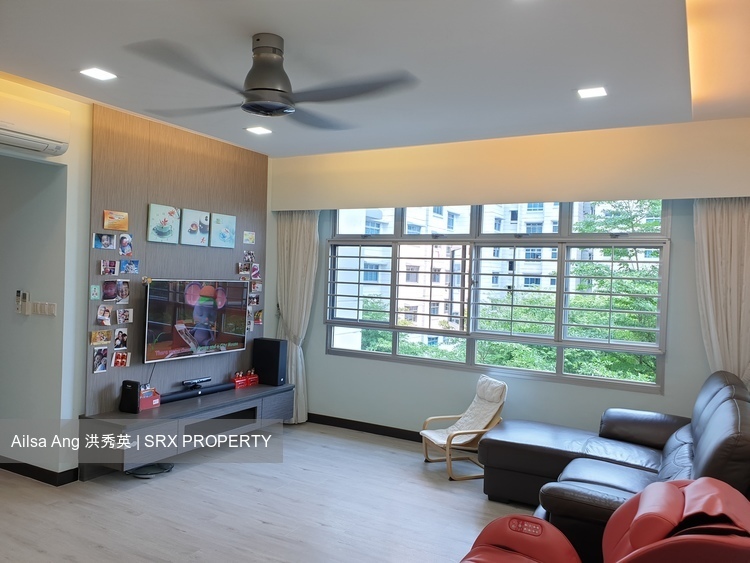 Choa Chu Kang Street 52 thumbnail photo